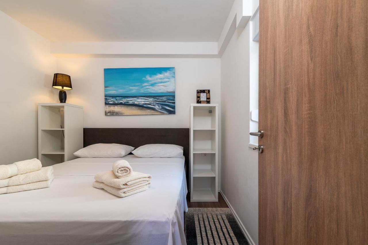 Delux Apartment Eva Трогир Экстерьер фото