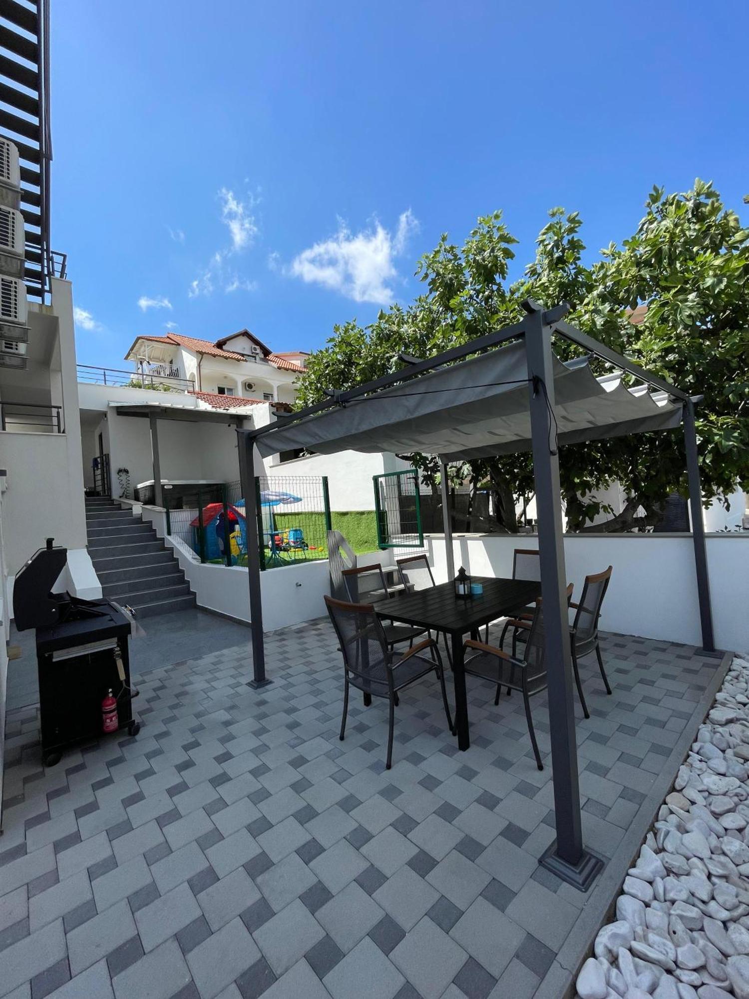 Delux Apartment Eva Трогир Экстерьер фото